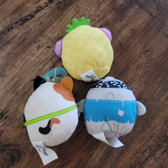 3 Mini Squishmallows - Picture 2 of 2